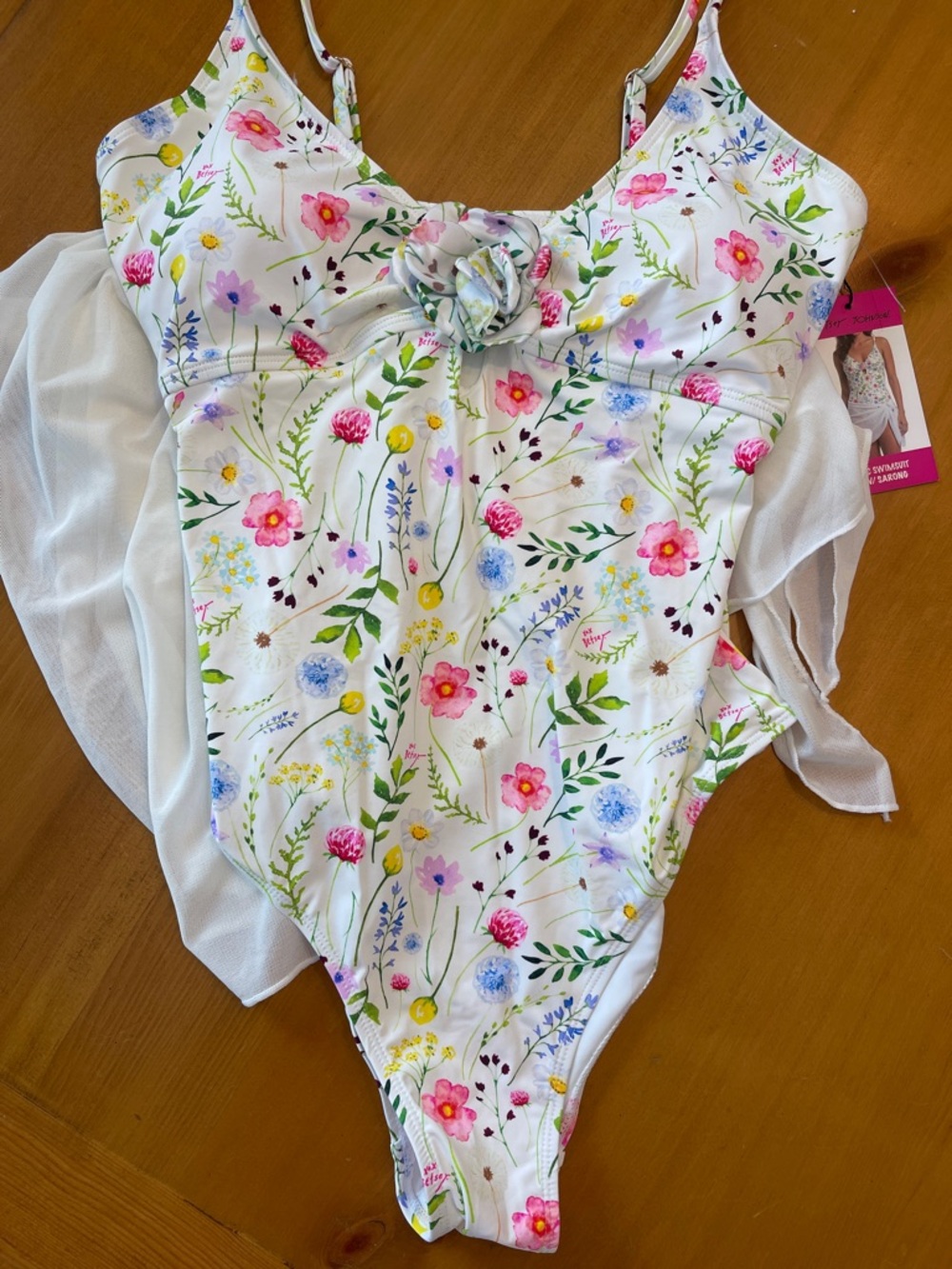 Betsey Johnson White Floral One-Piece Swimsuit & Sarong Large ~ NWT